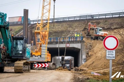 Interaktív térkép segít követni az M1-es bővítési munkákat – adta hírül Biatorbágy Város Önkormányzatának közösségi oldala