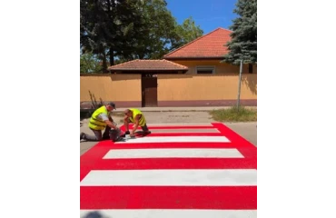 Folytatódik a zebrafestés Dunavarsányban