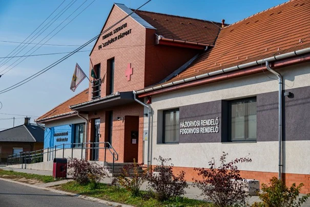 Ismételt pályázati kiírás a Hunyadi utcai rendelő tetőterének bérbeadására