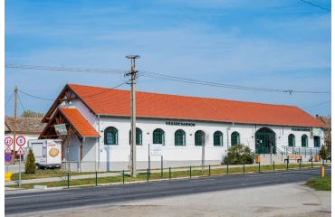 Kiadó helyiségek az Isaszegi Vásárcsarnokban