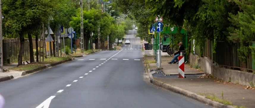 Dunakeszin elkészült a Kossuth Lajos utca felújítása!