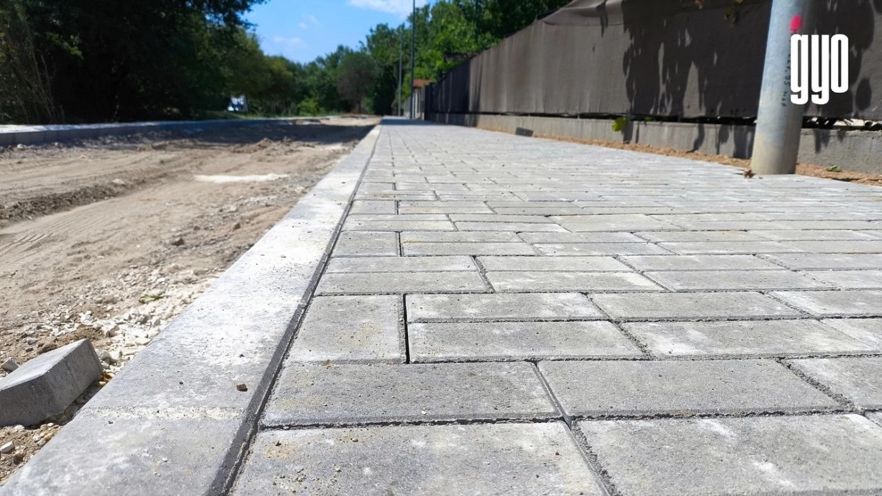 Jól haladnak Budakeszin az út- és járdaépítések