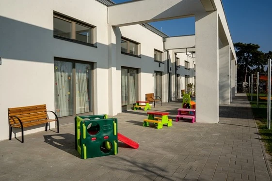 Budai agglomerációs városban épült - Érden - 84 férőhelyes bölcsőde