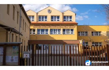 Átadták a taksonyi általános iskola fejlesztéseit