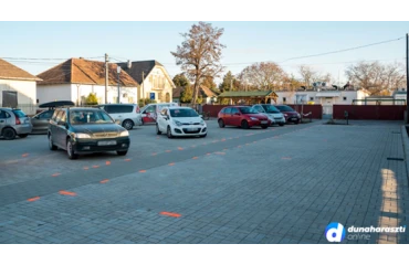 Dunaharasztin elkészült a Rákóczi suli melletti parkoló