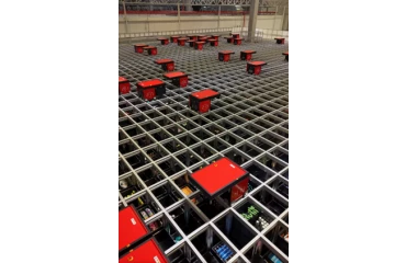 A Kifli.hu Shop Kft. bemutatta új, szupermodern biatorbágyi raktárát