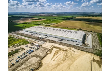 Európa egyik vezető szállítmányozója Pátyon nyit új bázist