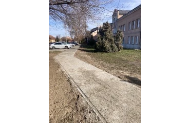 Elkészült a kórházi járda Nagykőrösön