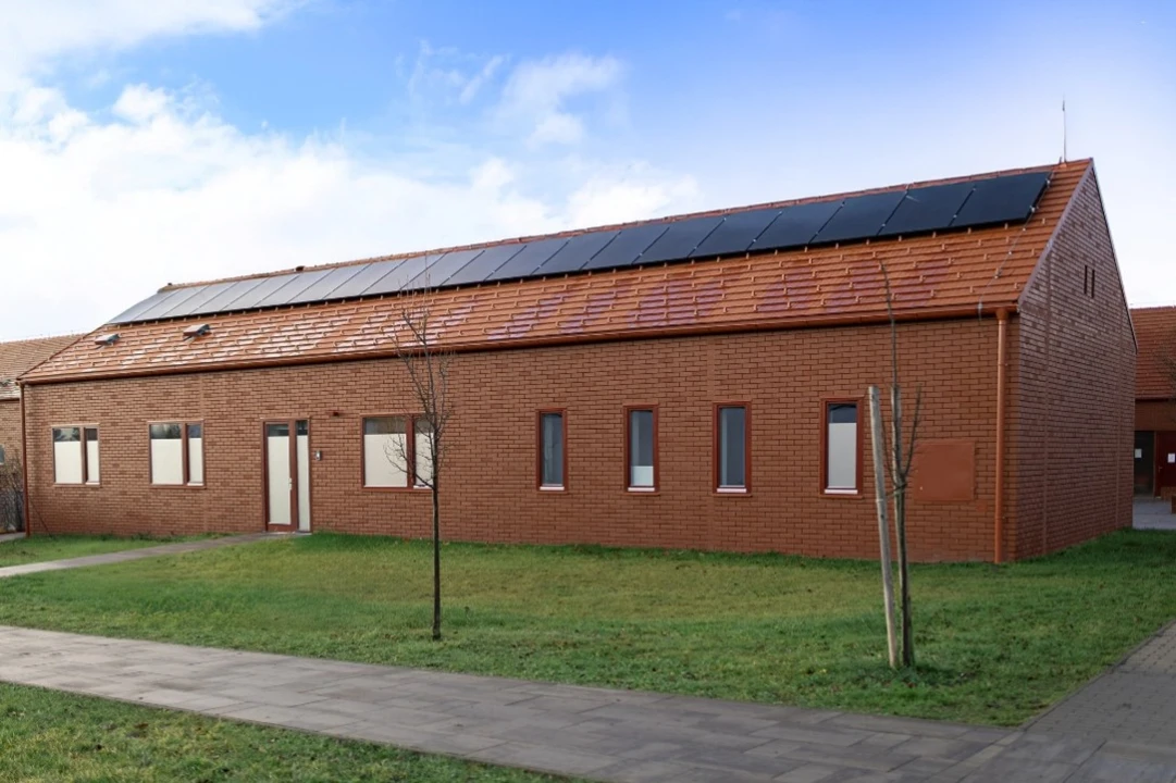 Meghívó az új gyermekorvosi rendelő és védőnői szolgálat ünnepélyes átadására Nagykovácsiban