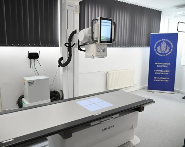 Átadták az új röntgenkészüléket