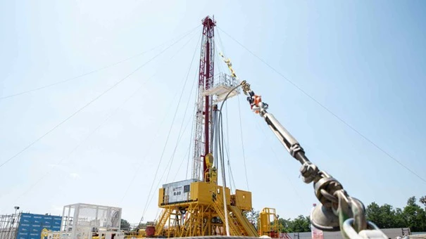 Kőolaj-kutatás Pécelen