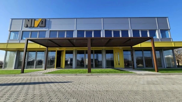 Nagyot lép előre a magyar ajtógyártás, új üzem épül Pécelen