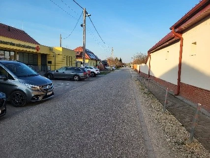 Megújul és kiszélesedik Újhartyánban a Monori utca – hamarosan indul a kivitelezés