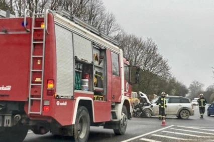Jelzőlámpa kerül az 1-es főút problémás kereszteződésébe Pátynál