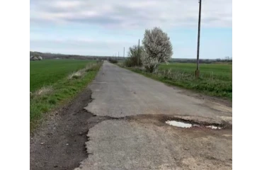 Jó hír a kartali és versegi lakosoknak: Megújul a Fenyőharaszti út!